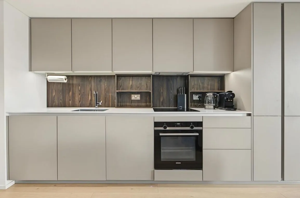 York Place, London, SW11, photo 8
