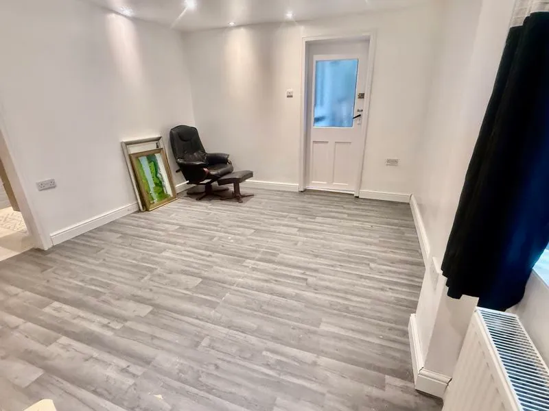 Wood End Lane, Erdington, B24, photo 11