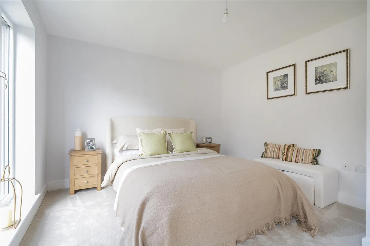 Newtown Road, Warsash, photo 8