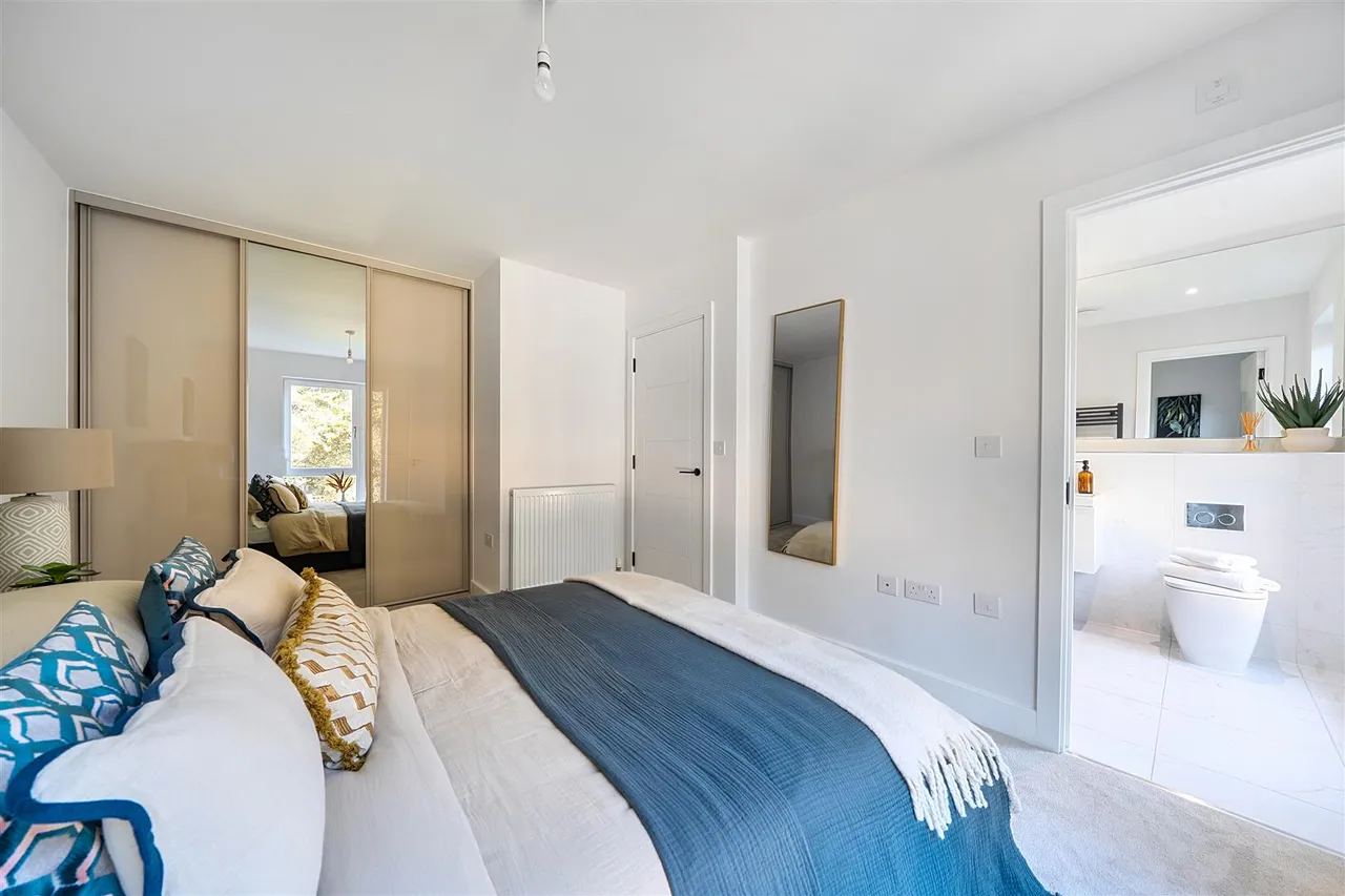 Newtown Road, Warsash, photo 10