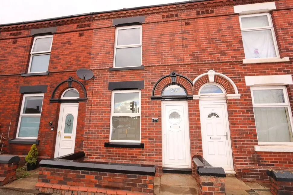 3 bed house to rent — Hyde Road, Denton, Greater Manchester, M34