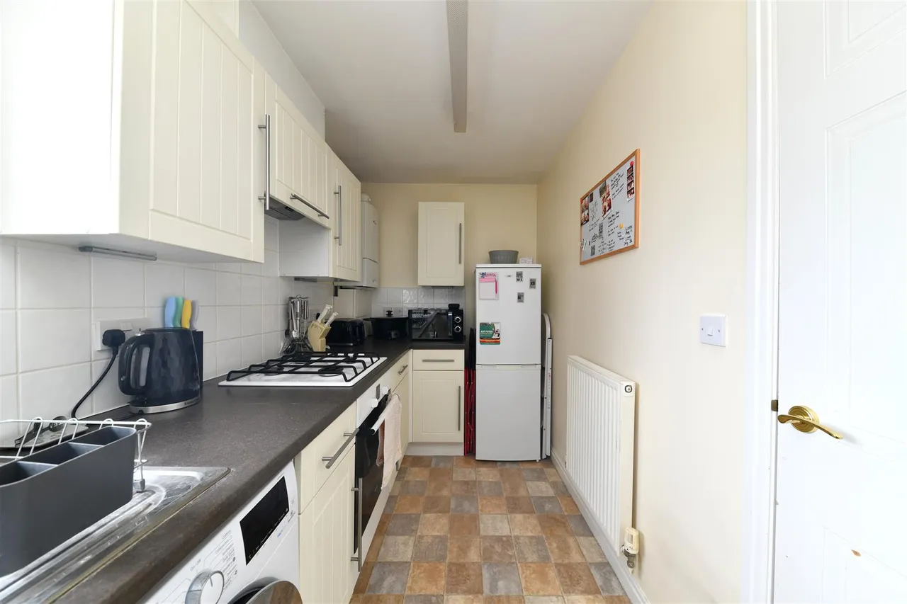 Fairfield Crescent, Stevenage, SG1 6GF, photo 5