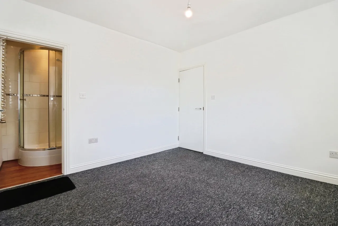 Two Mile Hill Road, Kingswood, Bristol, BS15, photo 6