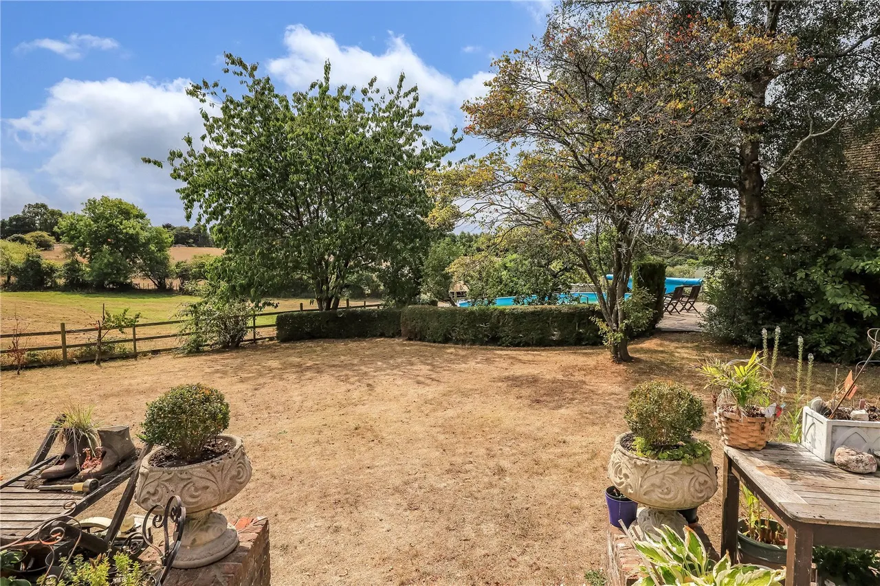 Lodge Drove, Woodfalls, Salisbury, Wiltshire, SP5 2NH, photo 17