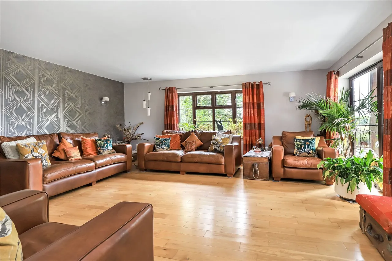 Lodge Drove, Woodfalls, Salisbury, Wiltshire, SP5 2NH, photo 3