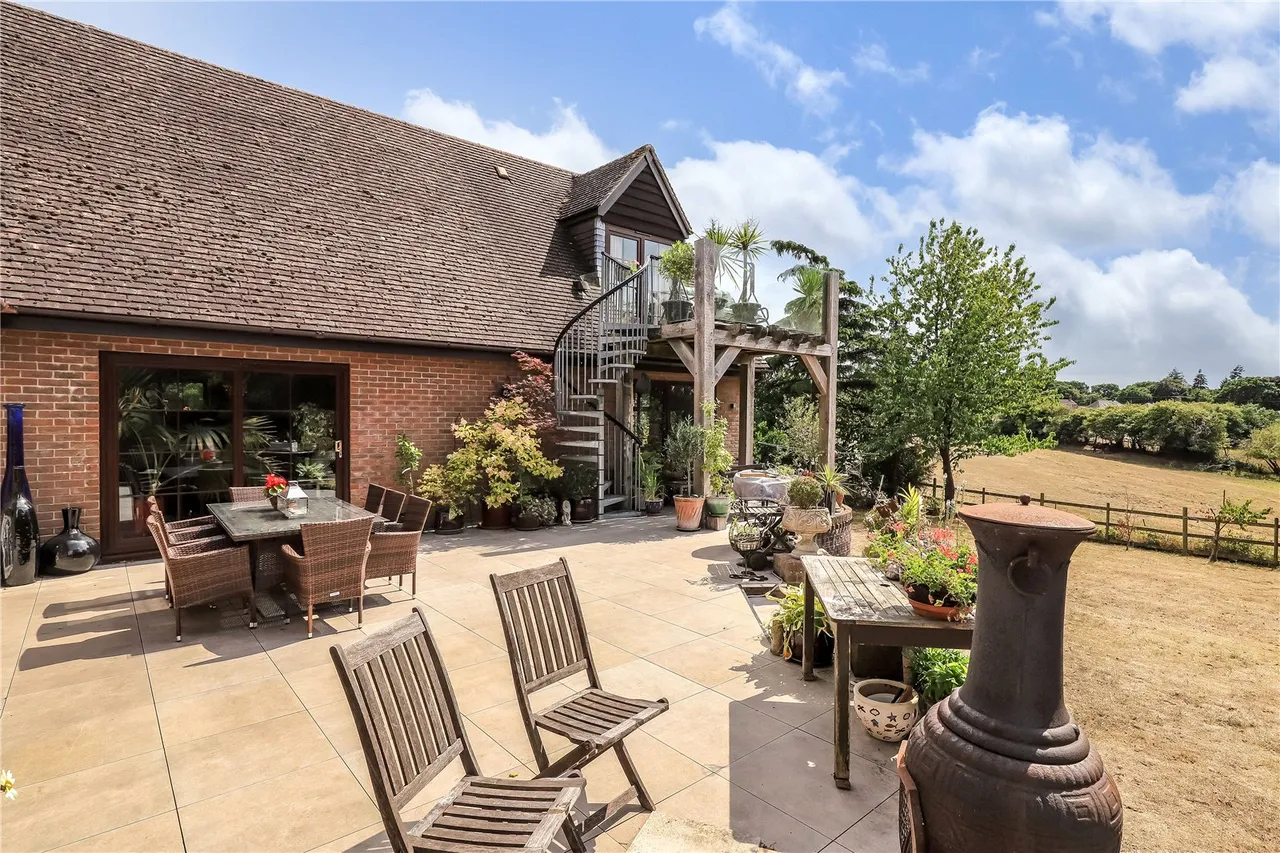 Lodge Drove, Woodfalls, Salisbury, Wiltshire, SP5 2NH, photo 16
