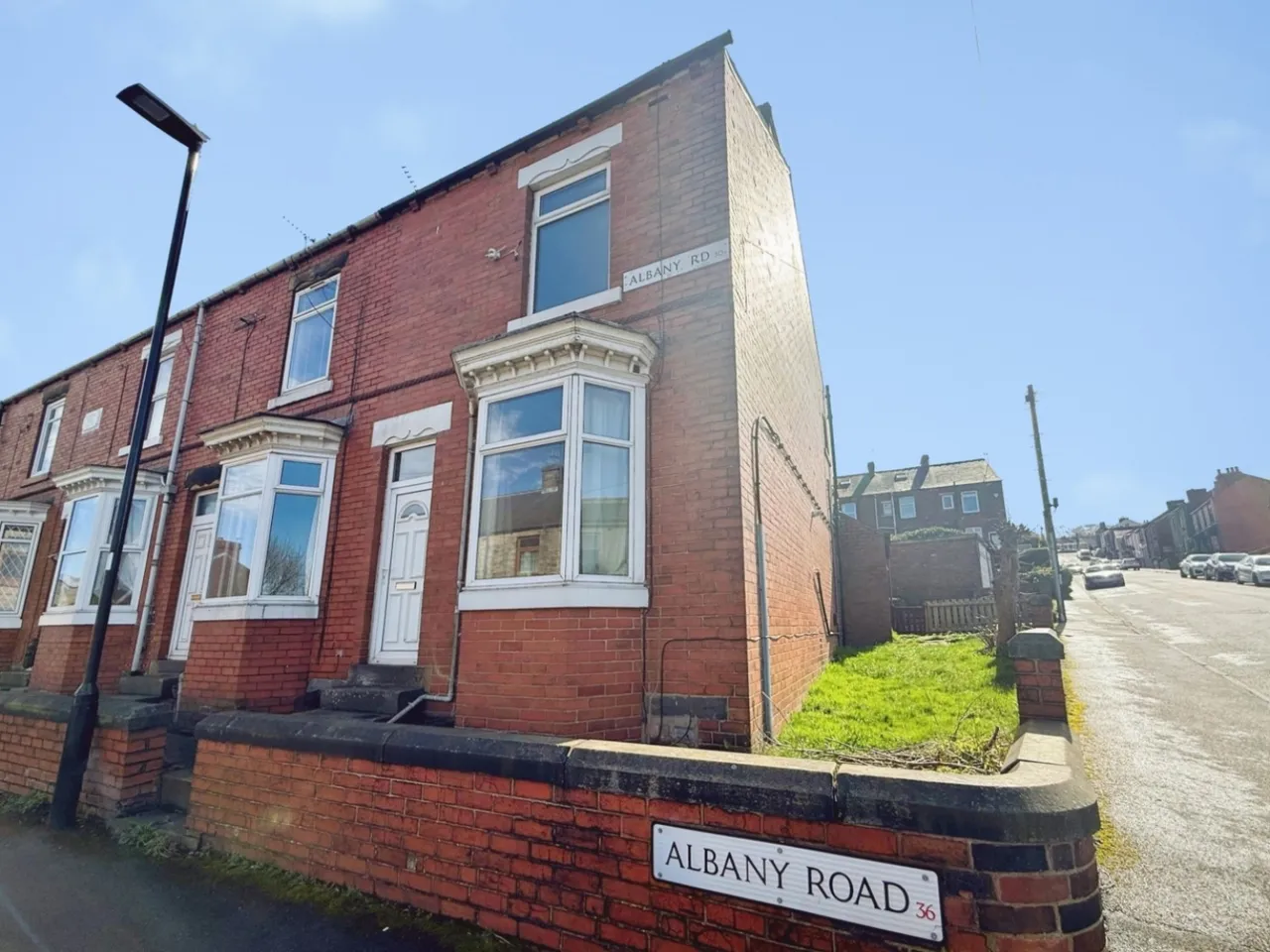 3 bed house for sale — Albany Road, Stocksbridge, Sheffield, S36 1AL