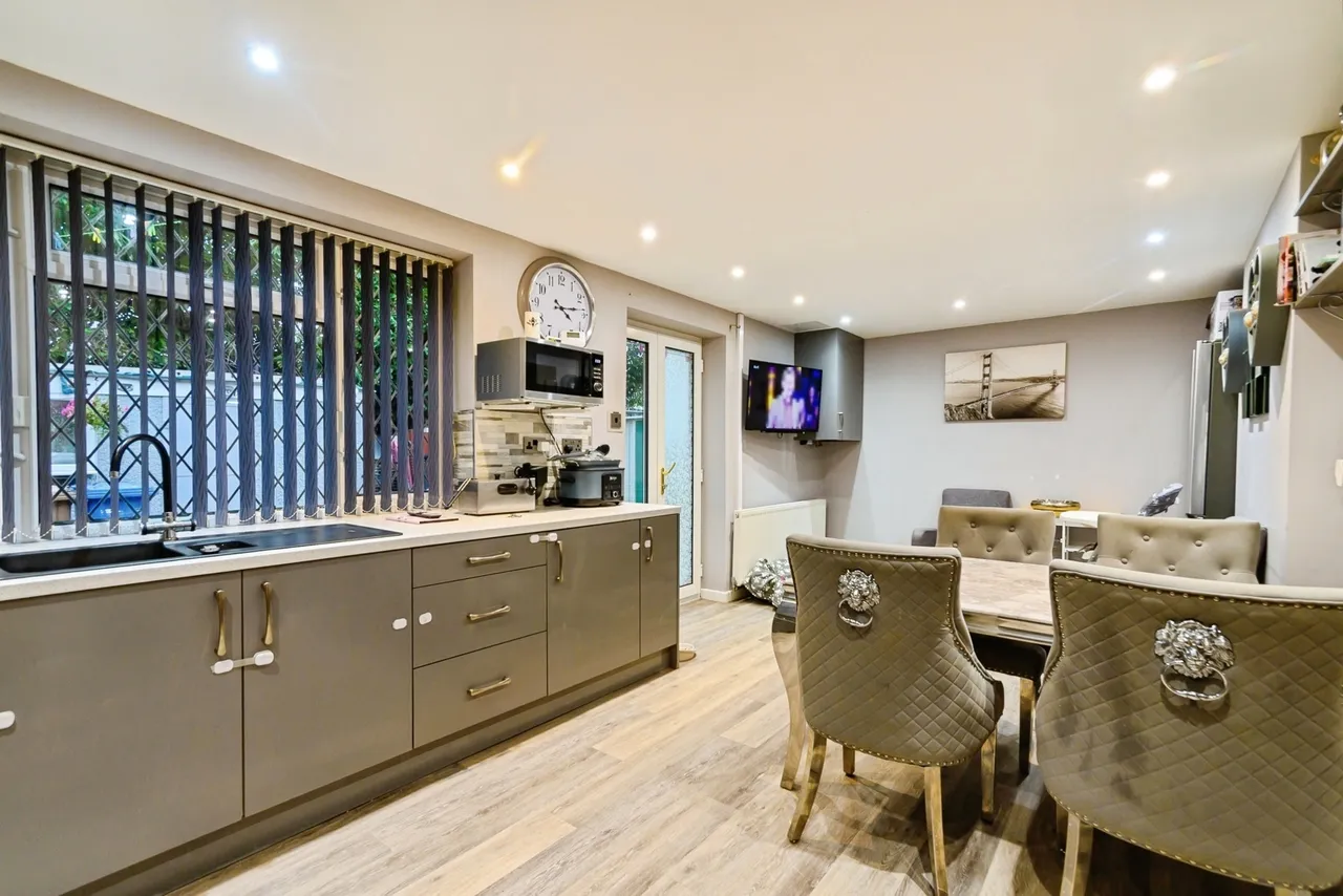 Baron Fold Crescent, Manchester, M38, photo 7