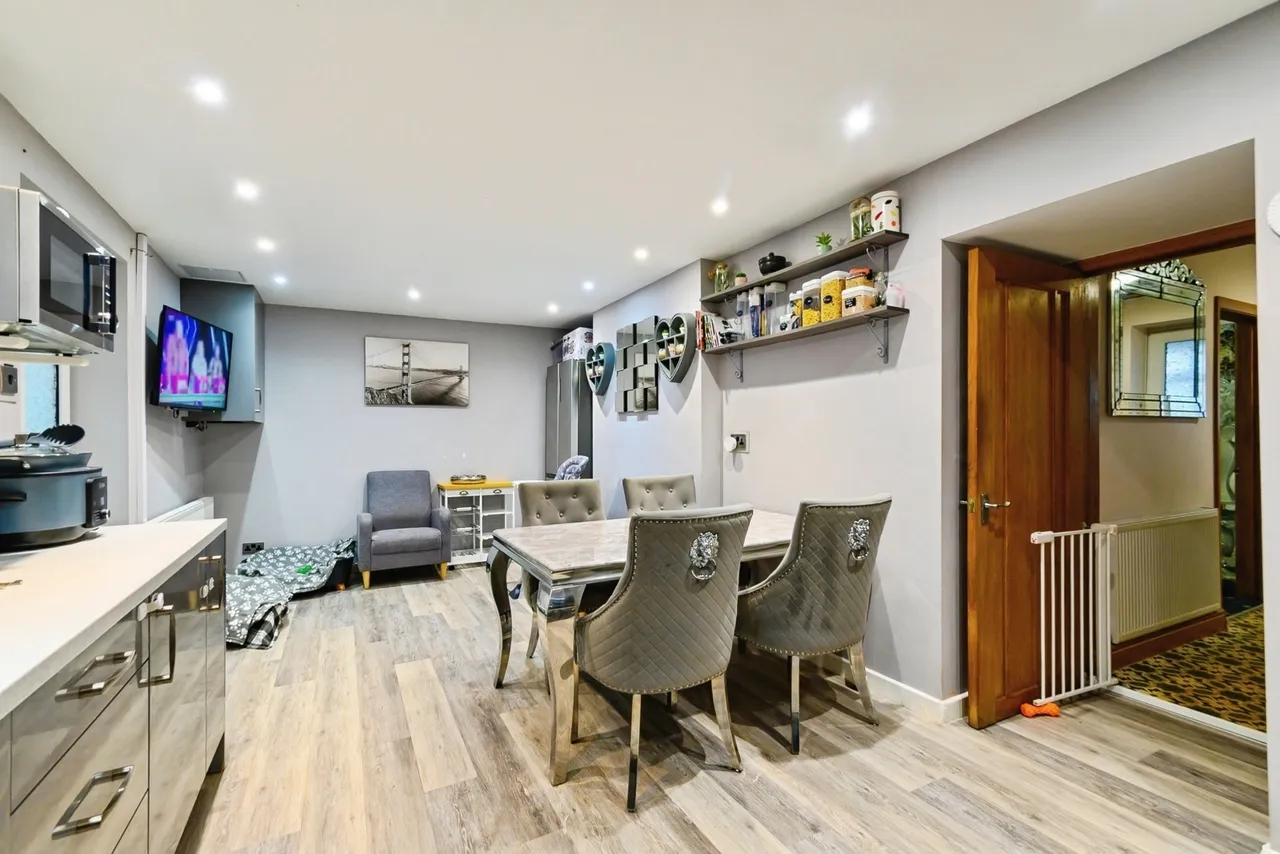 Baron Fold Crescent, Manchester, M38, photo 9