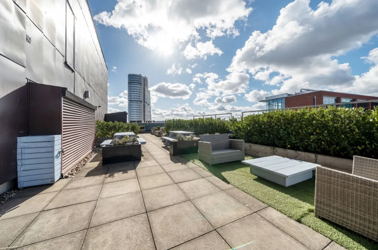 Wharf Approach, Leeds, LS1, photo 10