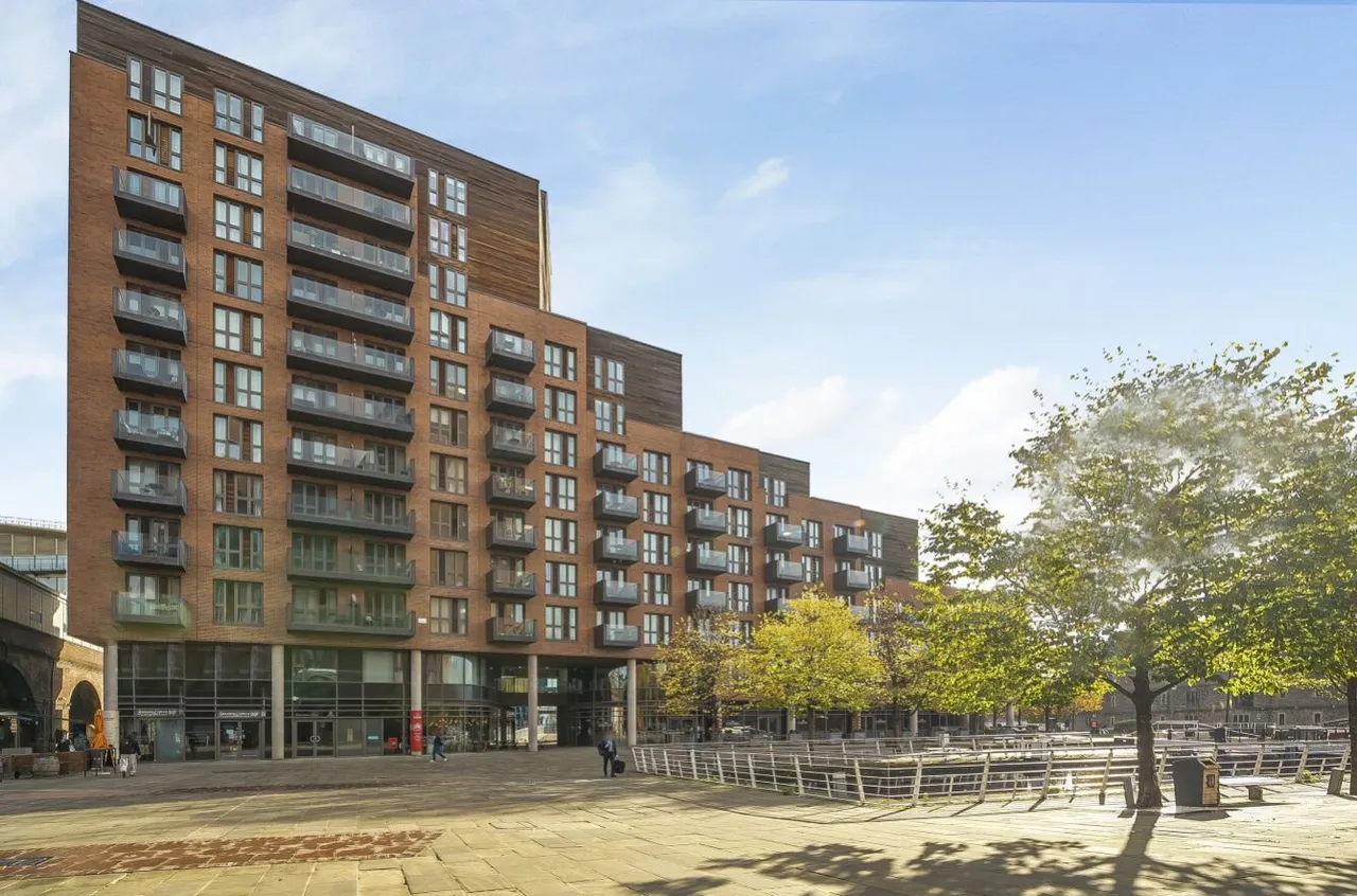 Wharf Approach, Leeds, LS1, photo 16