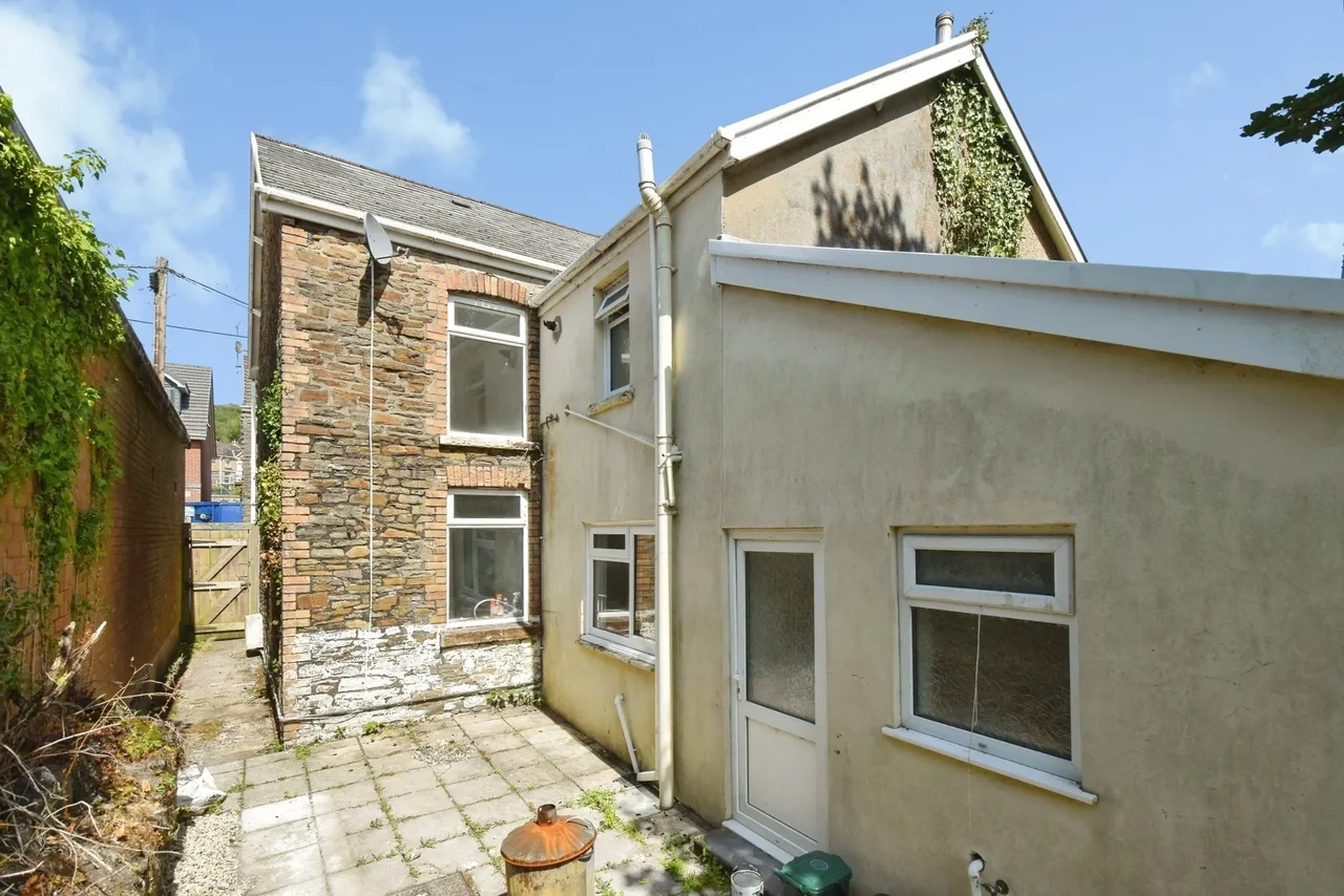 Church Street, Swansea, SA8, photo 15