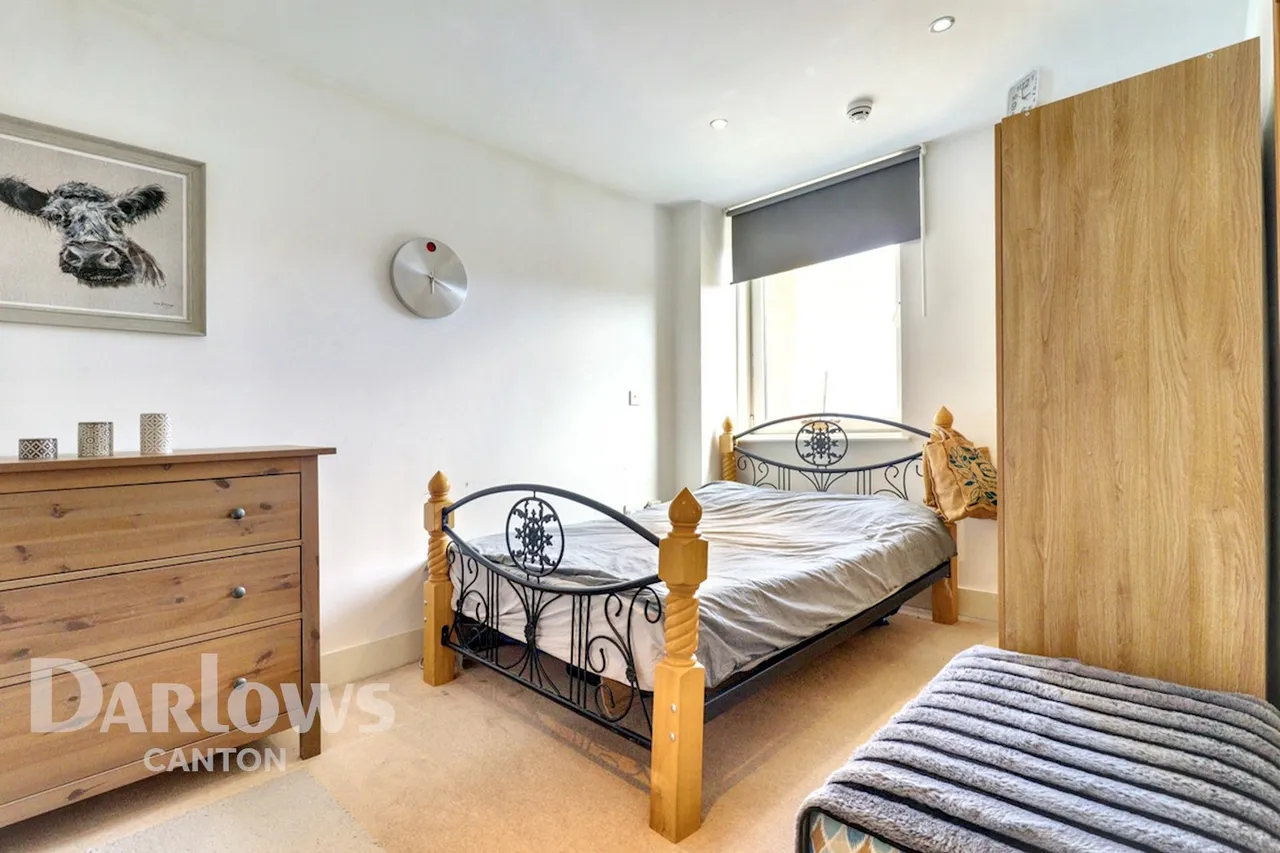 Ferry Court, Cardiff, photo 6
