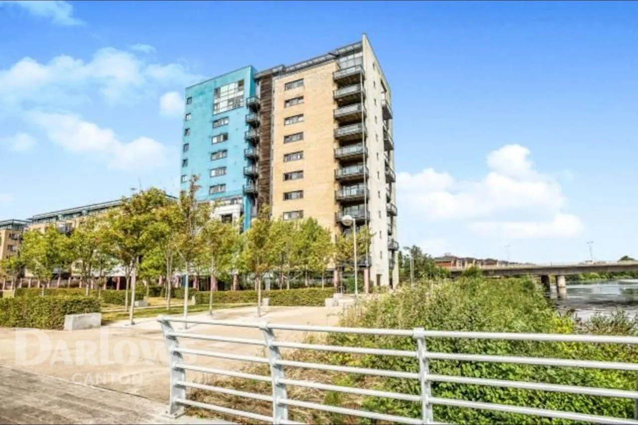 2 bed flat for sale, Ferry Court, Cardiff
