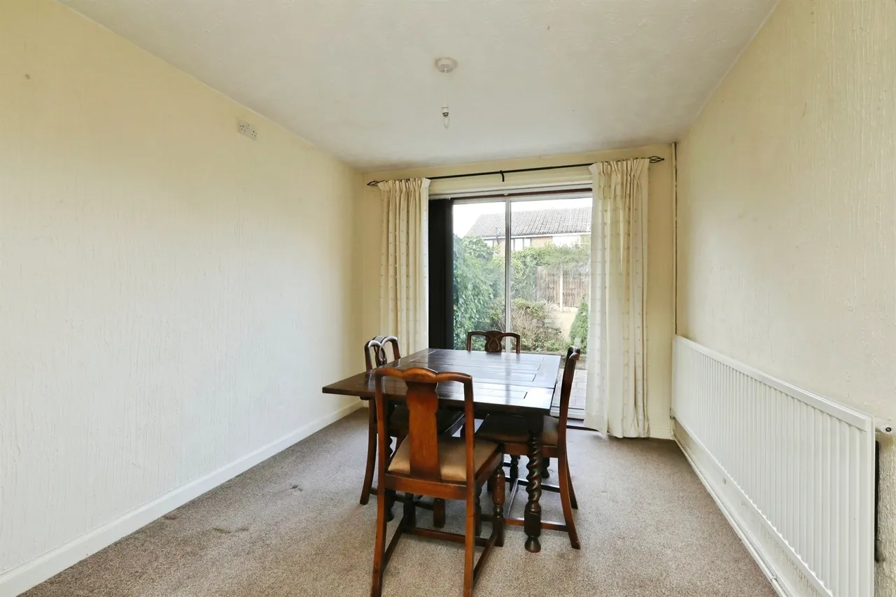 Leeds Avenue, North Anston, Sheffield, photo 3