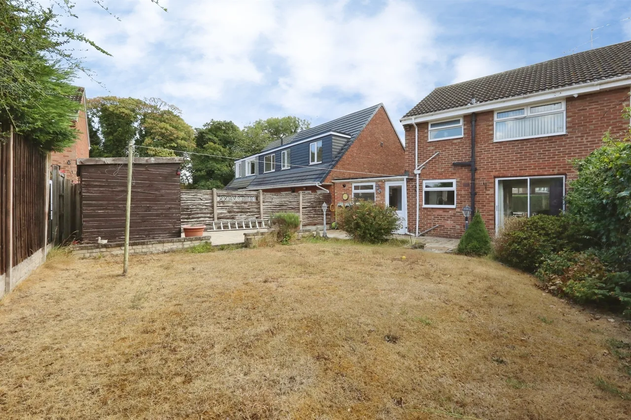 Leeds Avenue, North Anston, Sheffield, photo 11