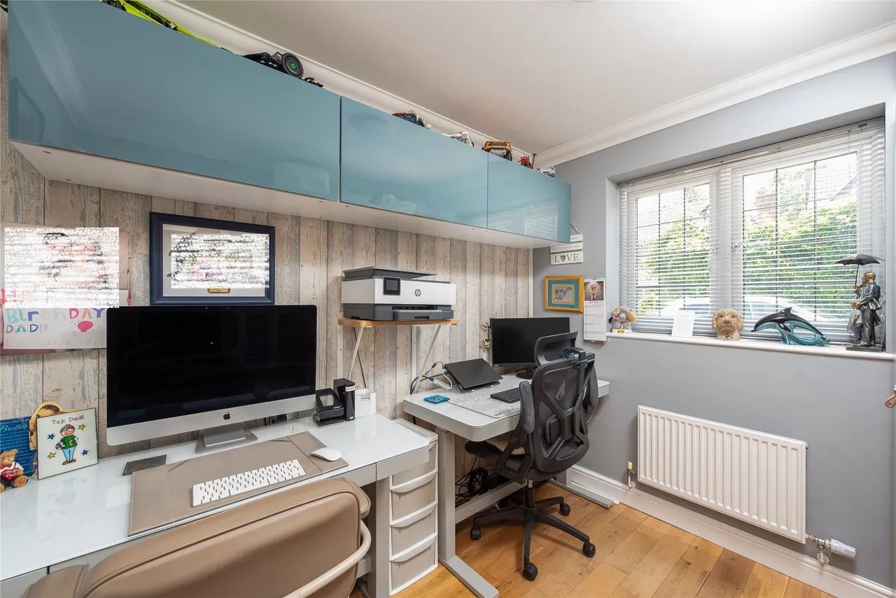 Prentice Grove, Shenley Brook End, MK5, photo 9