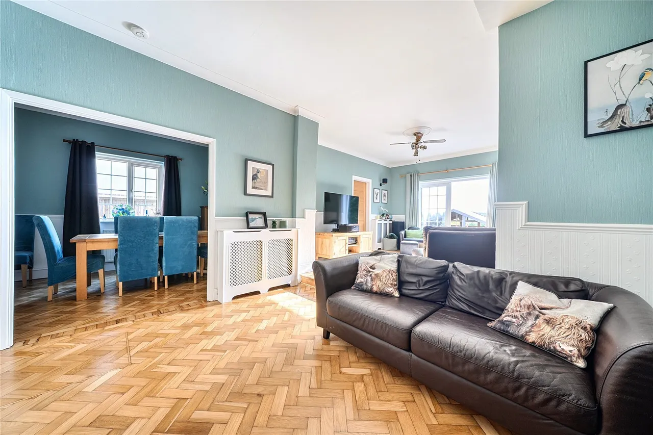 Sutherland Avenue, Biggin Hill, TN16, photo 5