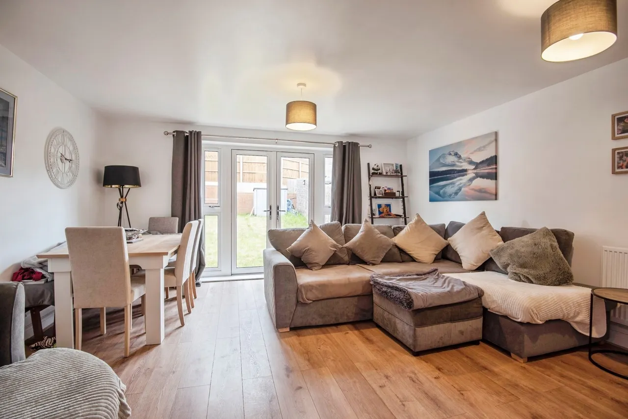 Belpaire Close, Lower Stondon, Henlow, Hertfordshire, SG16, photo 5