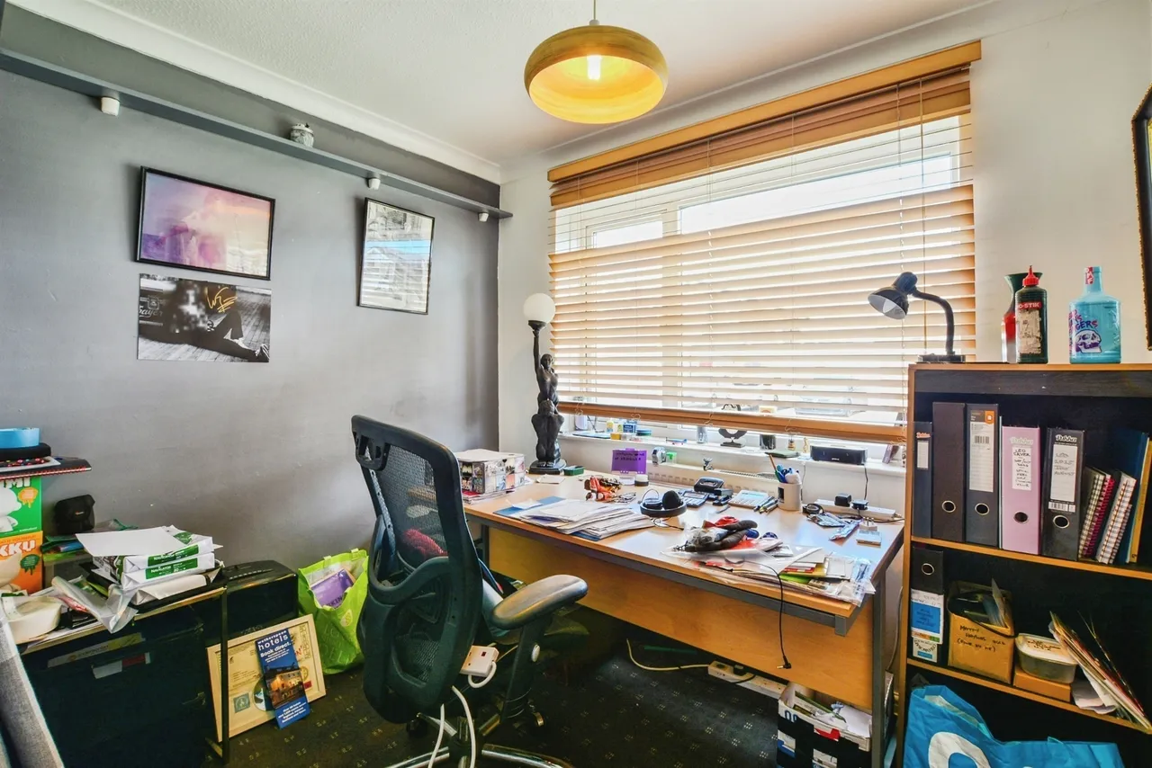 Sussex Avenue, Boston, PE21, photo 12