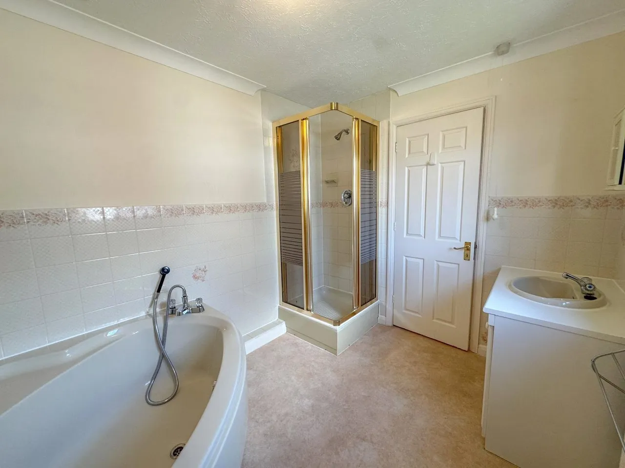 Forest End, Kennett, CB8, photo 20