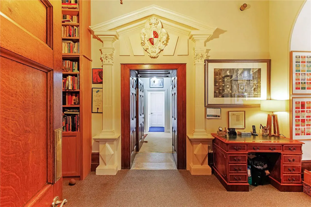 Sherborne House, Sherborne, Gloucestershire, GL54 3DZ, photo 4