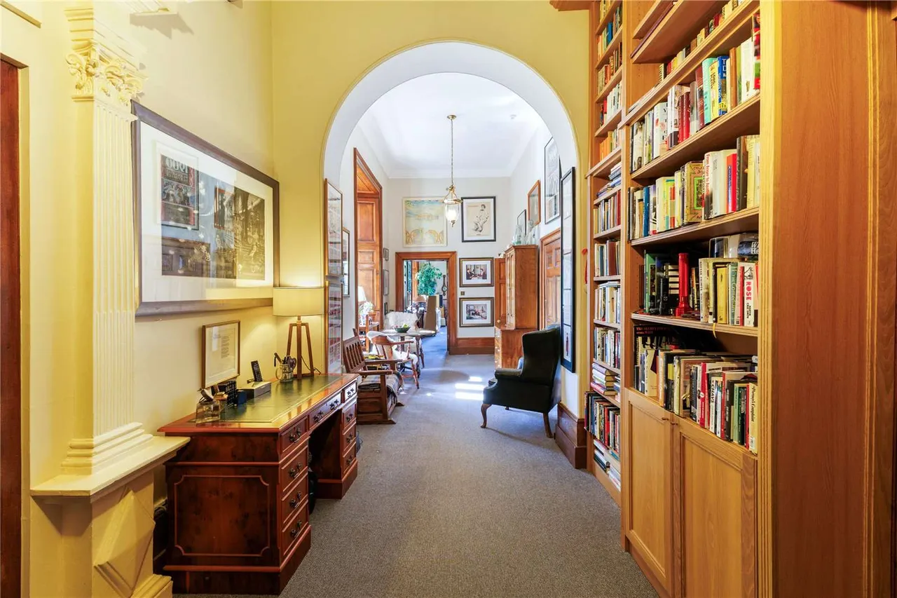 Sherborne House, Sherborne, Gloucestershire, GL54 3DZ, photo 5