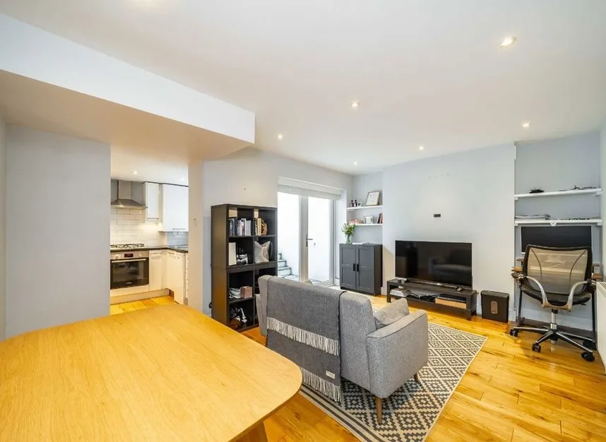 Byrne Road, Balham, SW12, photo 2