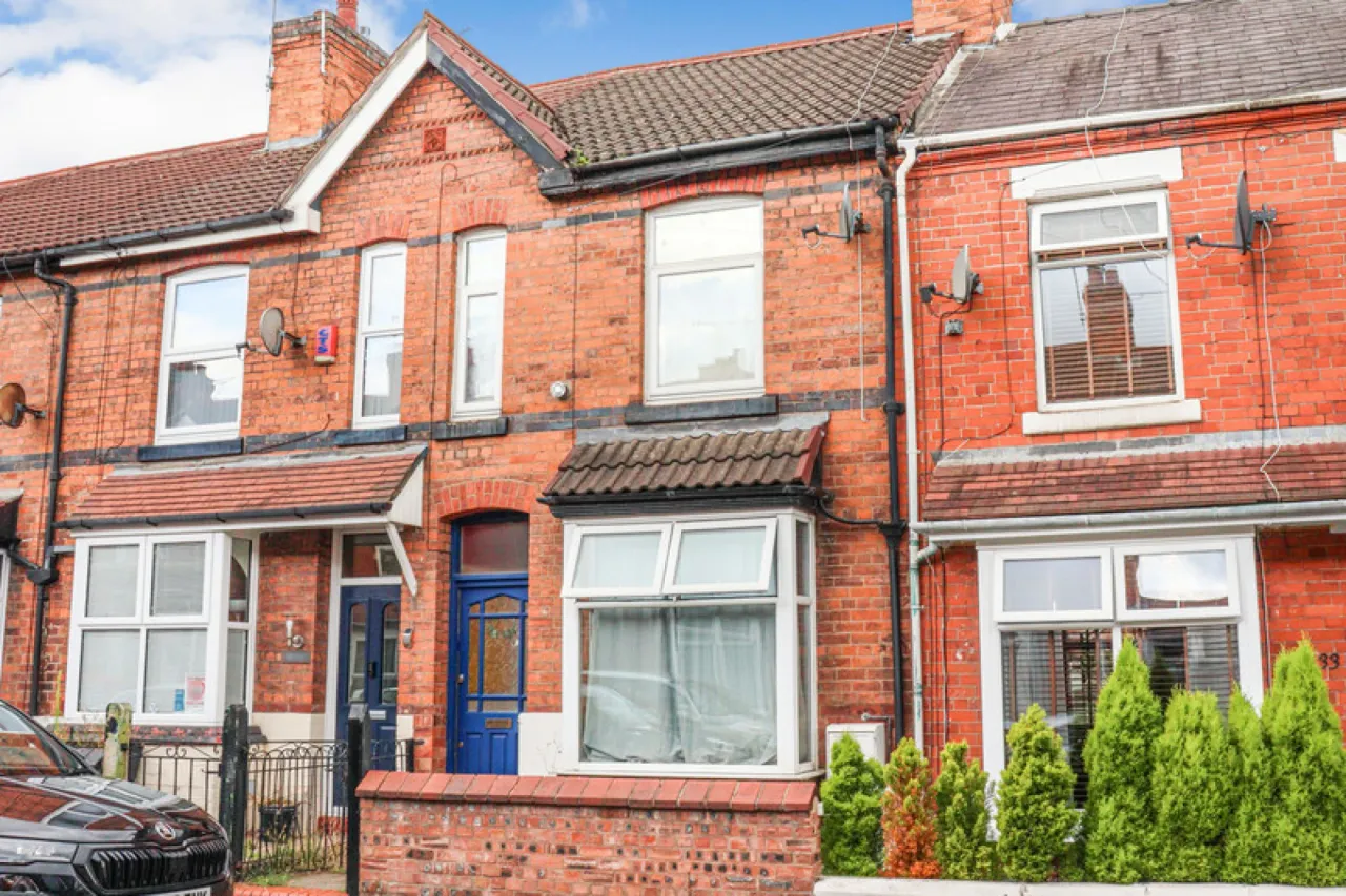 2 bed property for sale, Somerville Street, Crewe