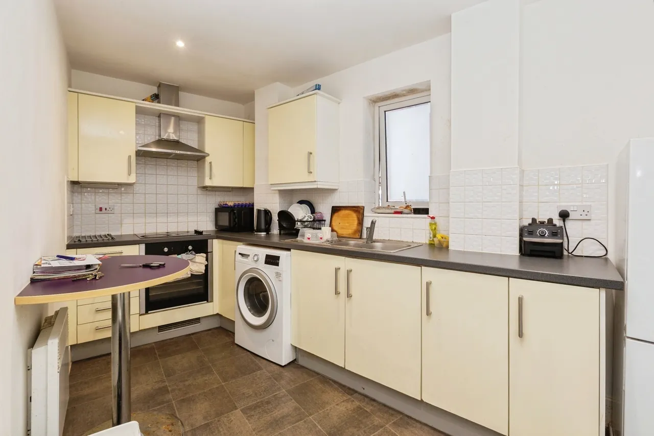 Coxhill Way, Aylesbury, Buckinghamshire, HP21, photo 4