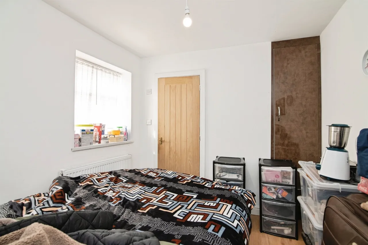 Ratcliff Walk, Oldbury, photo 6
