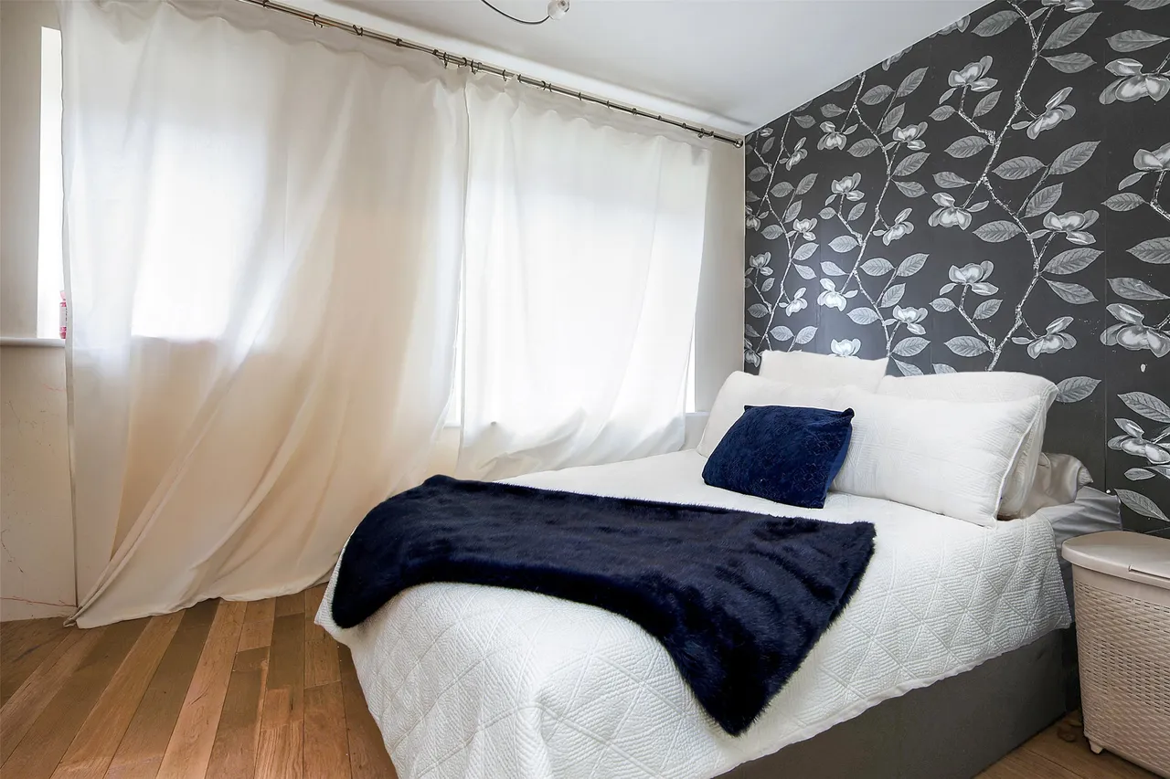 The Moors, Redhill, RH1, photo 8