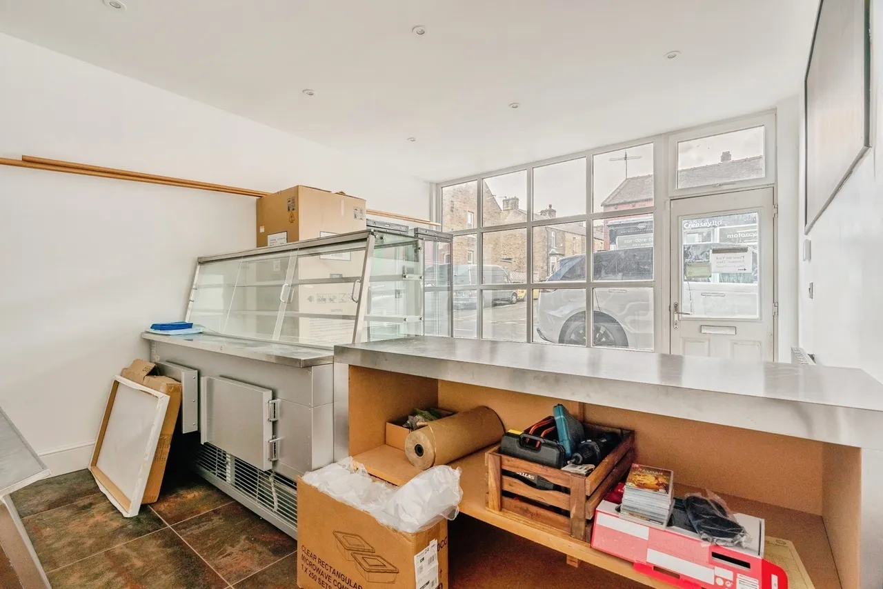 Skipton Road, Barnoldswick, BB18, photo 4