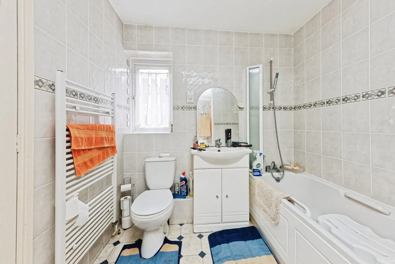 Rochester Avenue, Canterbury, Kent, CT1, photo 15