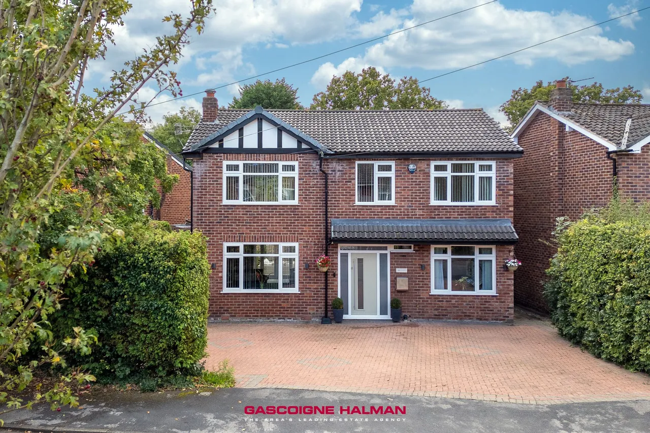4 bed house for sale, Longmeadow, Cheadle