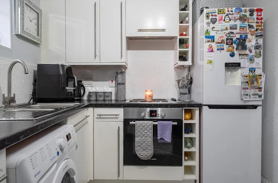 Pasteur Drive, Swindon, SN1, photo 15
