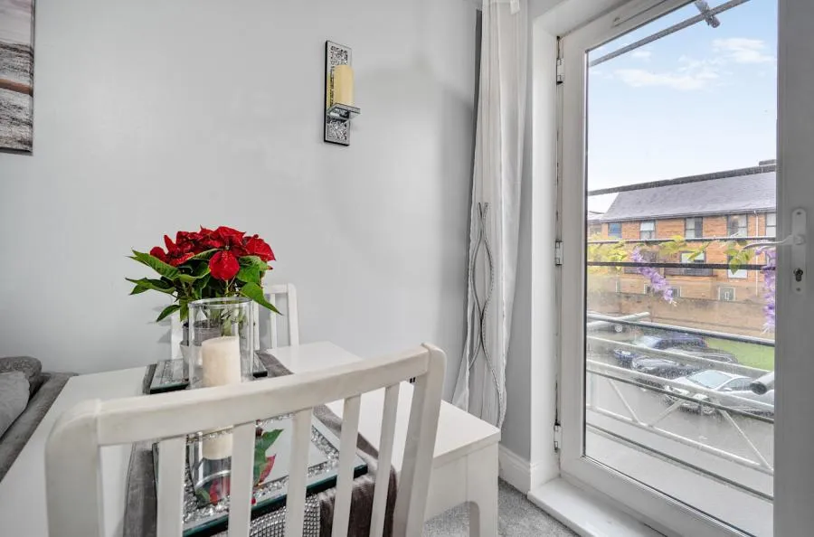 Pasteur Drive, Swindon, SN1, photo 11