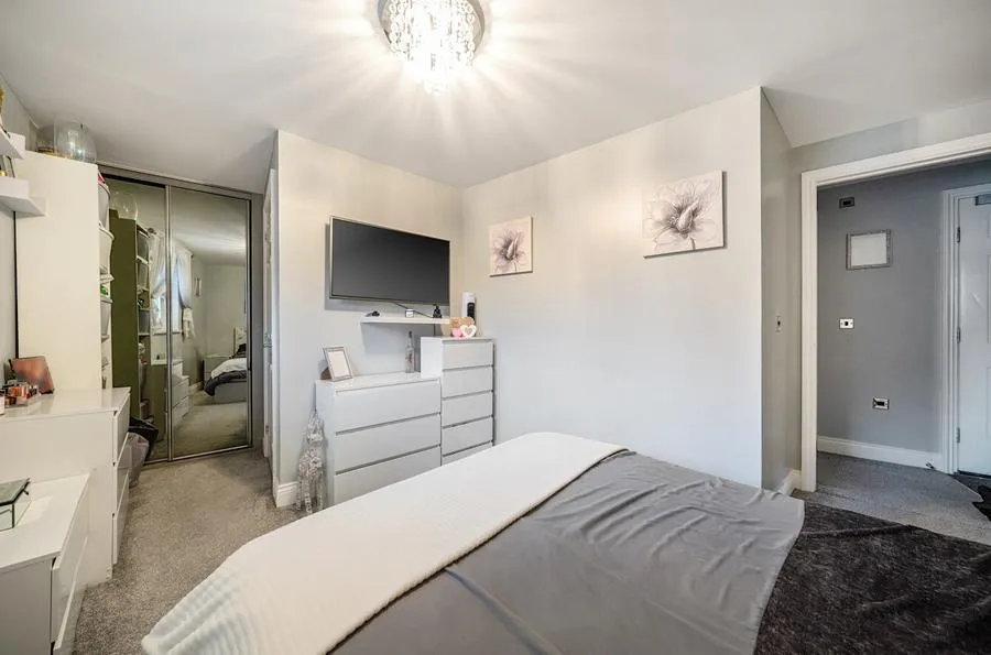 Pasteur Drive, Swindon, SN1, photo 16