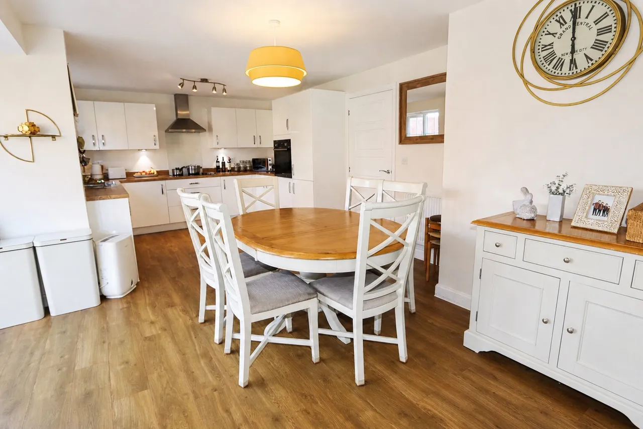 Cartmel Drive, Corby, NN18, photo 9