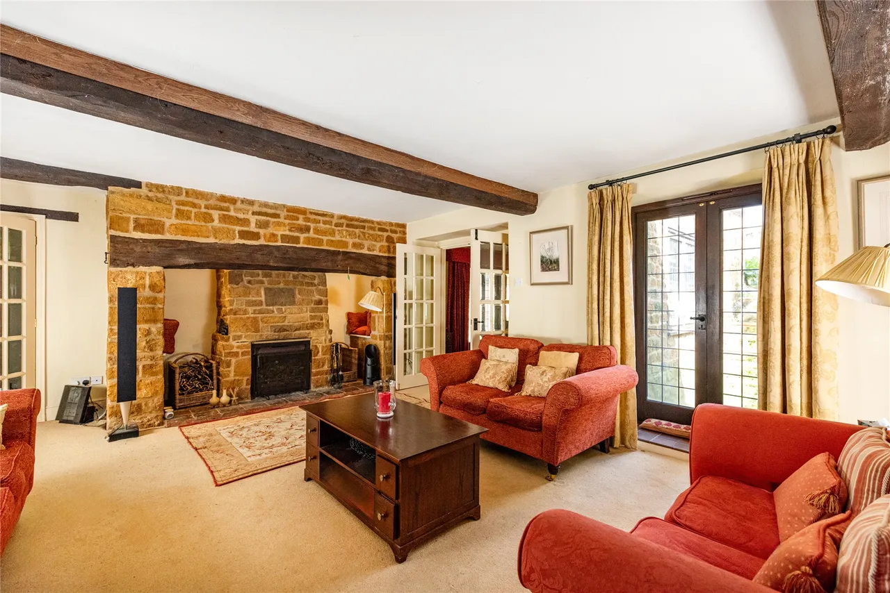 Upper Harlestone, NN7, photo 6