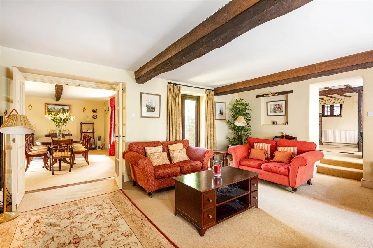 Upper Harlestone, NN7, photo 11