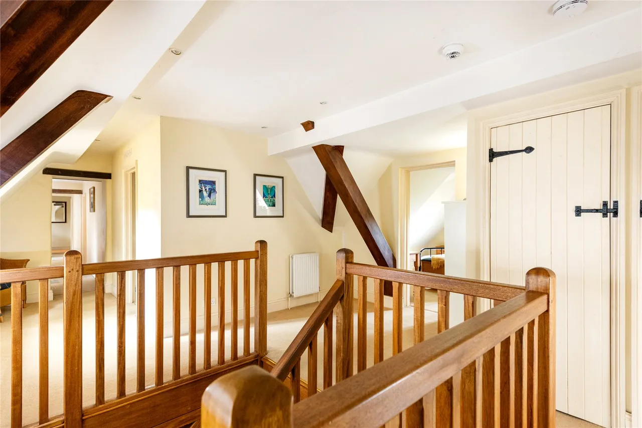 Upper Harlestone, NN7, photo 12