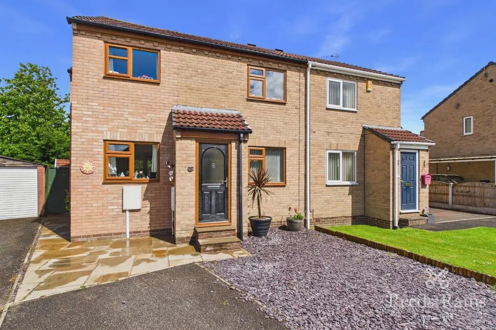 3 bed house for sale — Tunstall Way, Chesterfield, Derbyshire, S40