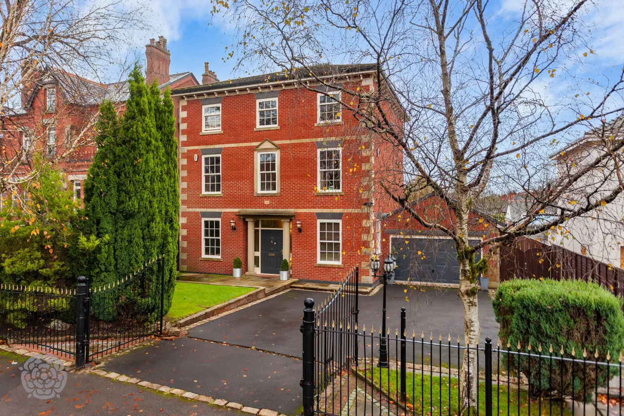 6 bed house for sale — 2a Albert Road, Bolton, BL1 5HE