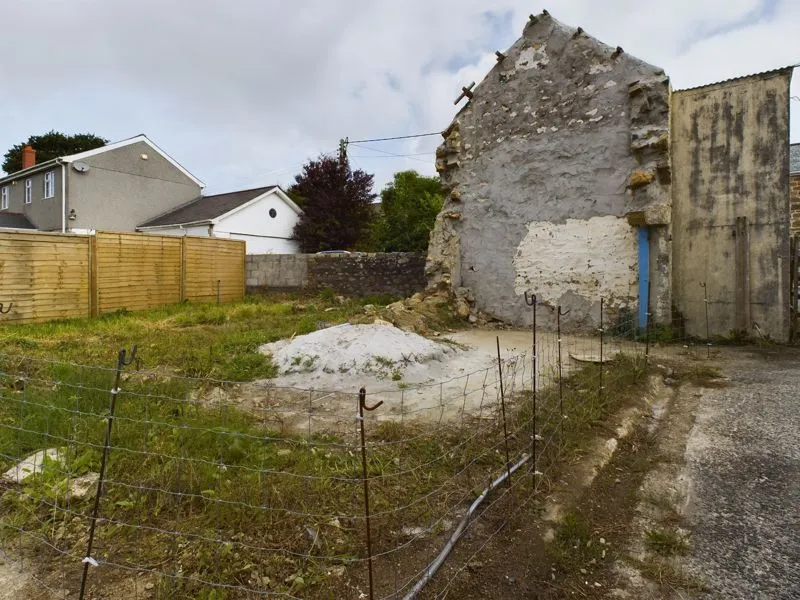 property for sale — Fore Street Barripper, Camborne