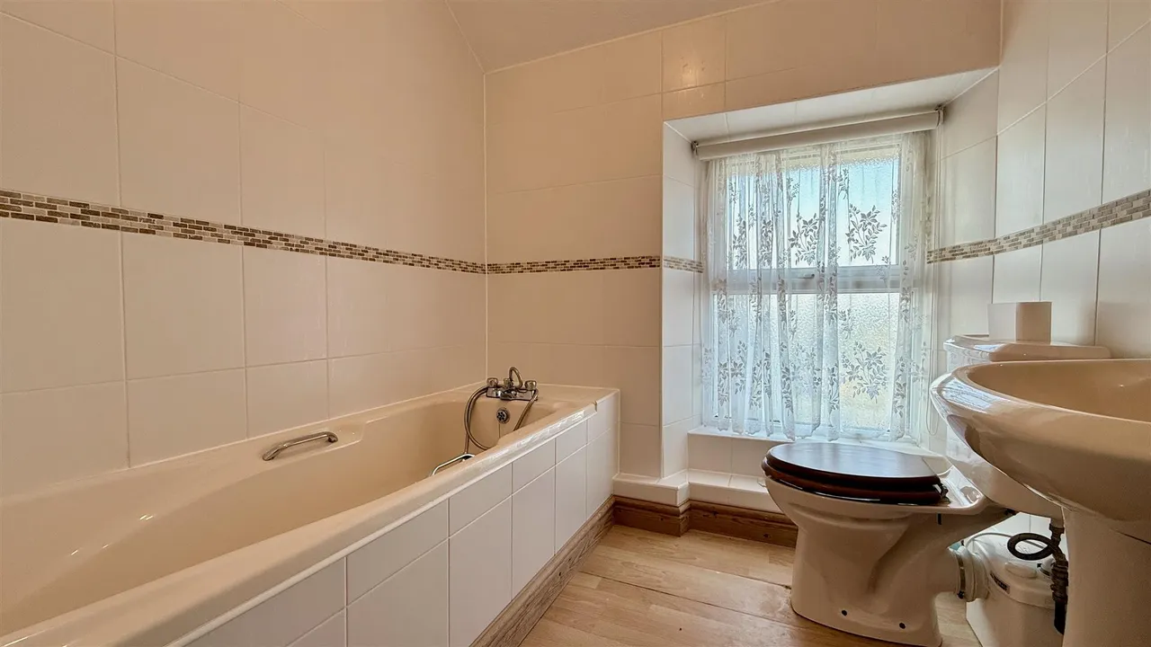 Bron Aber Terrace, Barmouth, LL42, photo 17