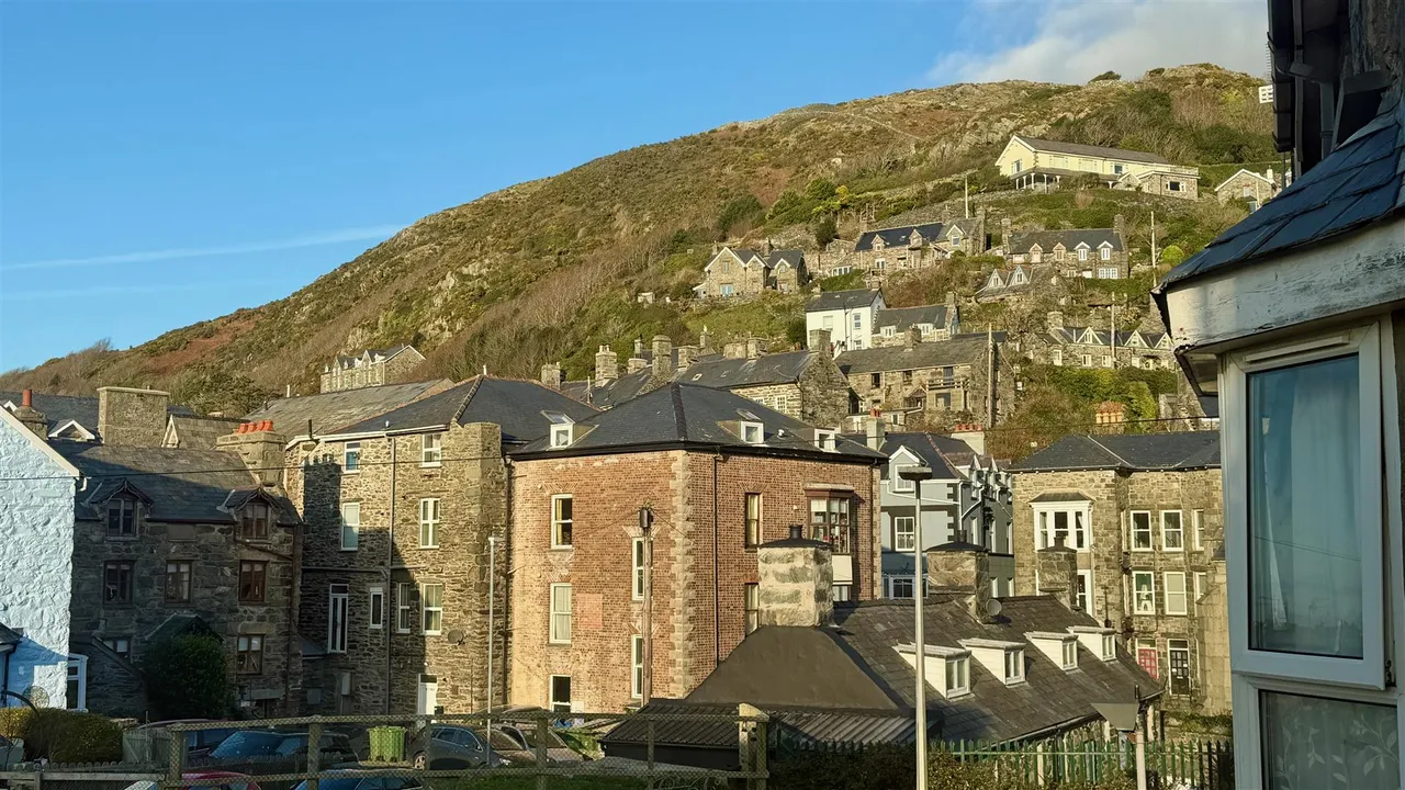 Bron Aber Terrace, Barmouth, LL42, photo 12
