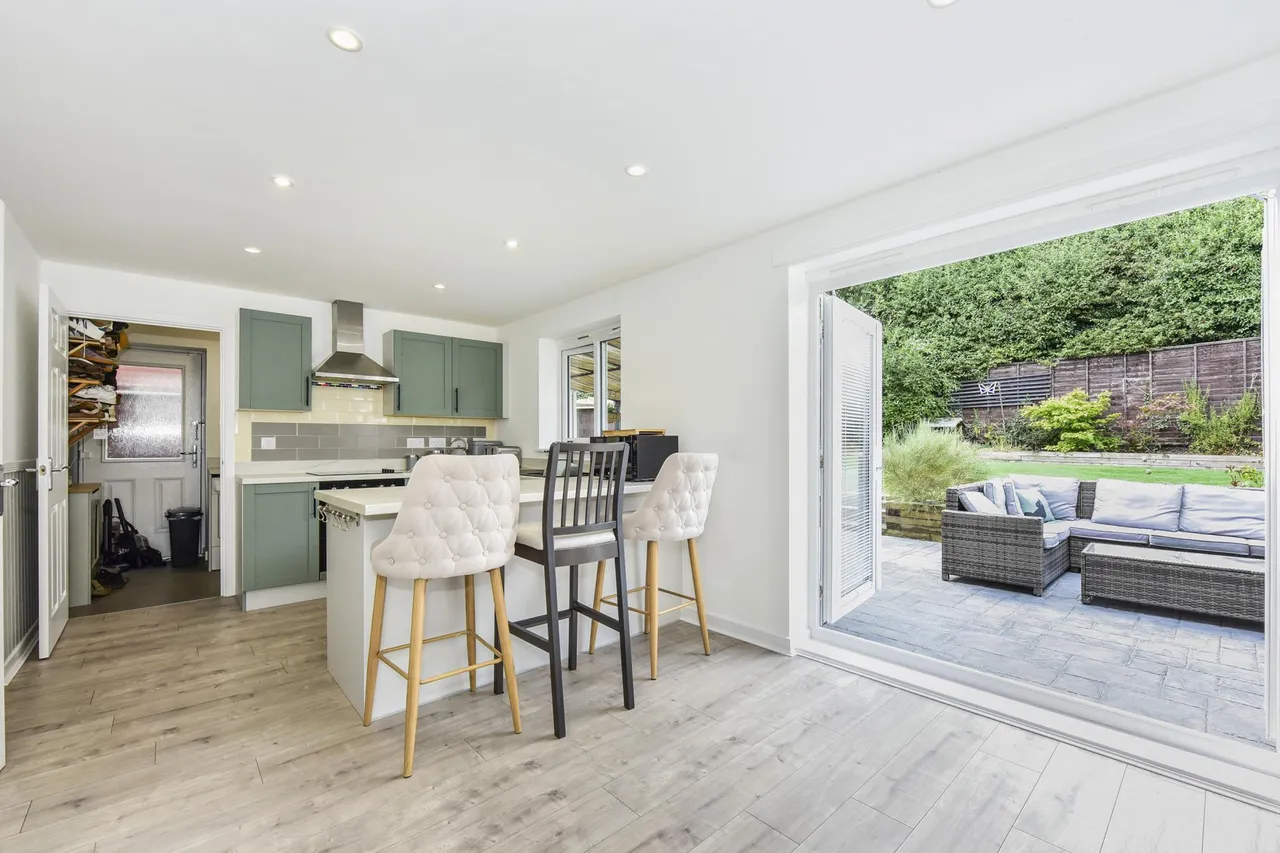 Spitfire Road, Sheffield, S13, photo 5