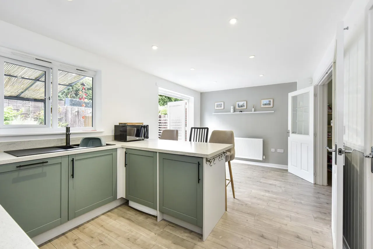 Spitfire Road, Sheffield, S13, photo 4