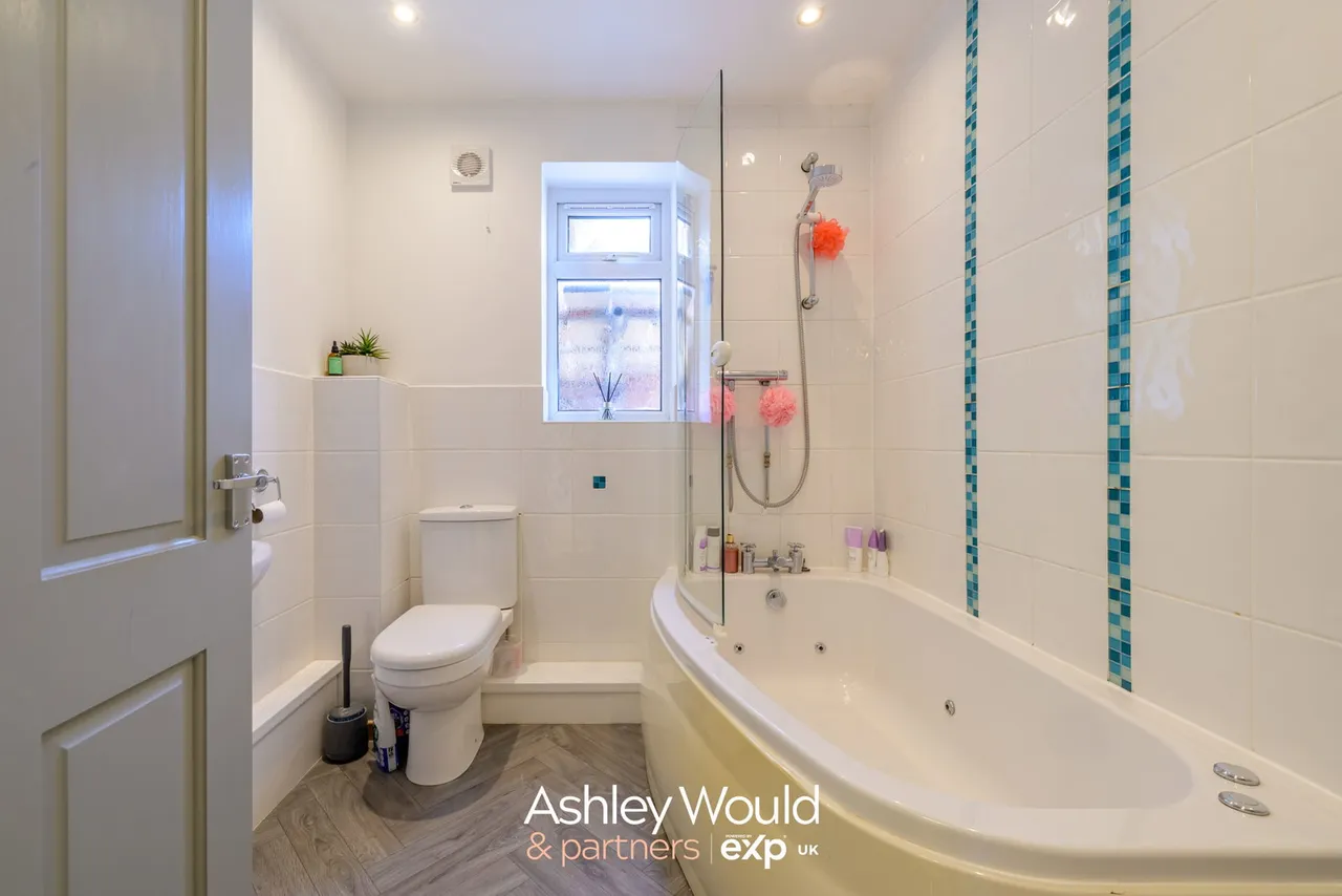 Princess Road, Birmingham, B5, photo 13